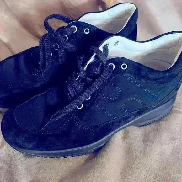 Hogan Shoes - Hogan interactive sneakers size 7.5